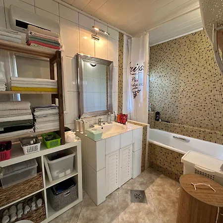 Apartamento Bistro *