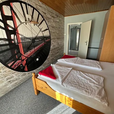 Bistro Apartment *